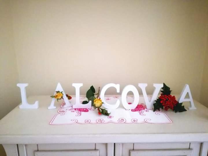 L 'Alcova Holidays Home Centro Storico Ceglie Messapica Exteriör bild