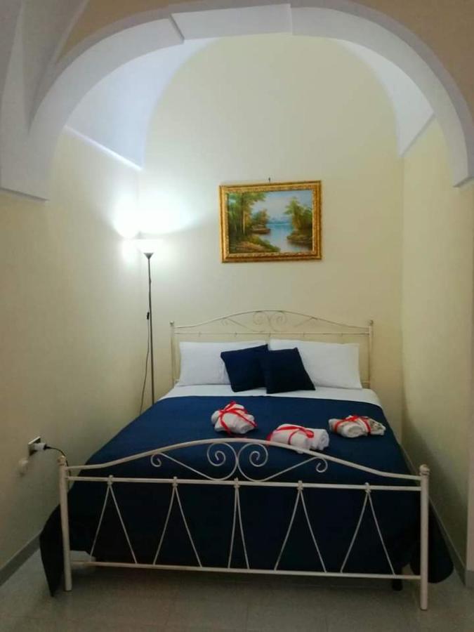 L 'Alcova Holidays Home Centro Storico Ceglie Messapica Exteriör bild