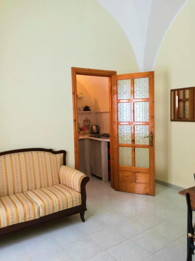 L 'Alcova Holidays Home Centro Storico Ceglie Messapica Exteriör bild
