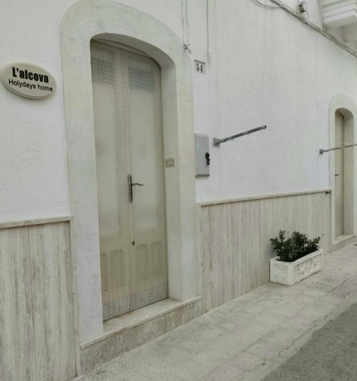 L 'Alcova Holidays Home Centro Storico Ceglie Messapica Exteriör bild